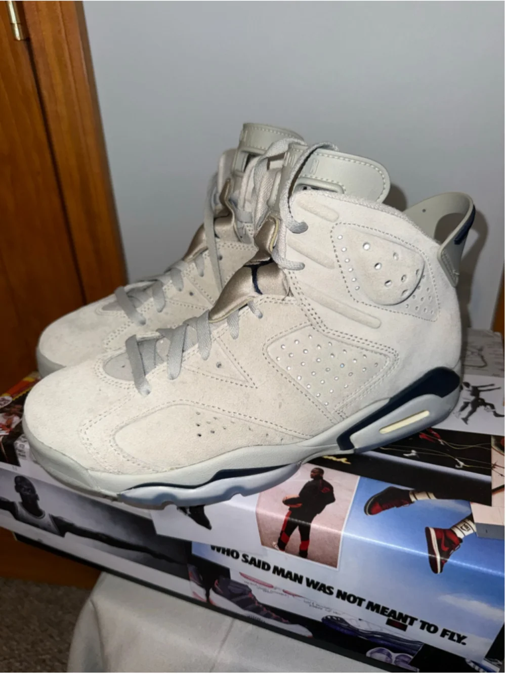 Men's Jordan Air Jordan 6 Retro Sneakers Size 8.5 Magnet/ College Navy